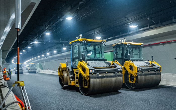 XD135TIV壓路機：智能施工時代的高效利器！