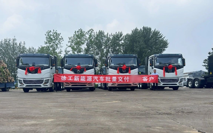 車隊老板的“致富經(jīng)”：“選擇徐工，就是選擇成功！”