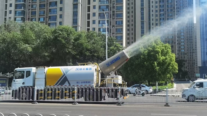 徐工多功能抑塵車(chē)，助力家鄉(xiāng)徐州環(huán)境，更“凈”一步！