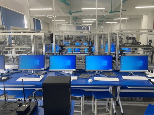 AOC一體機助力賀州學(xué)院搭建人工智能未來工廠 創(chuàng)新人工智能應(yīng)用軟件開發(fā)平臺